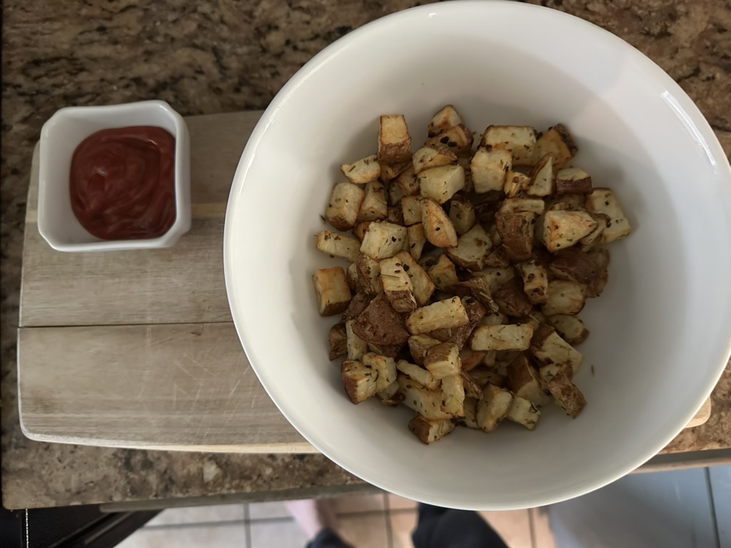 crispy-air-fryer-potato-cubes