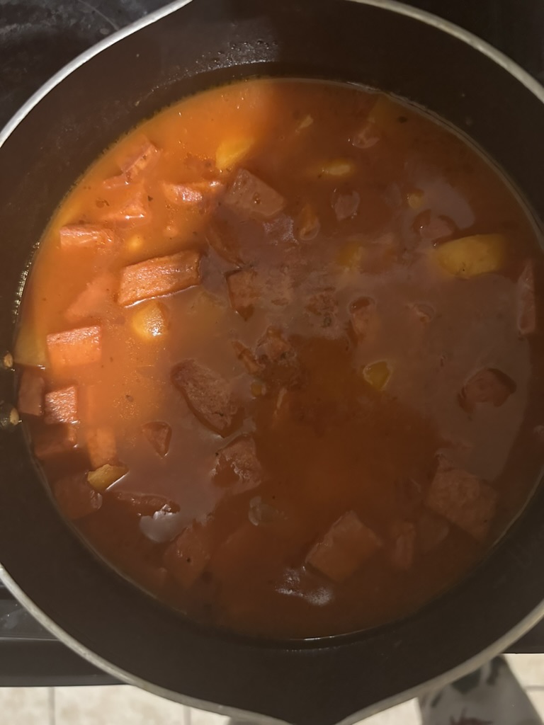 simmer guisado for 20-30 minutes